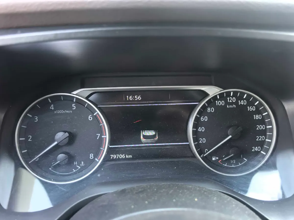 2021 Nissan X-Trail 1.5T 204HP L3 CVT,autocango,china used car exporter,china ev exporter,chinese used car exporter,chinese used ev exporter