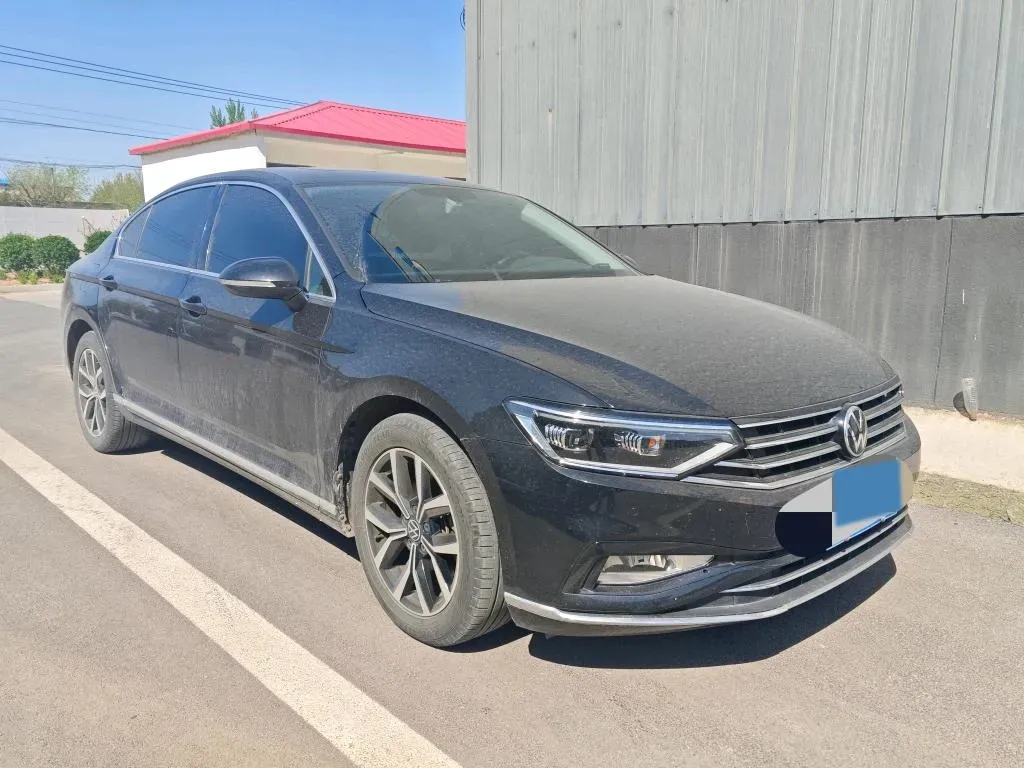 2021 Volkswagen Magotan 2.0T 186HP L4 7DCT,autocango,china used car exporter,china ev exporter,chinese used car exporter,chinese used ev exporter