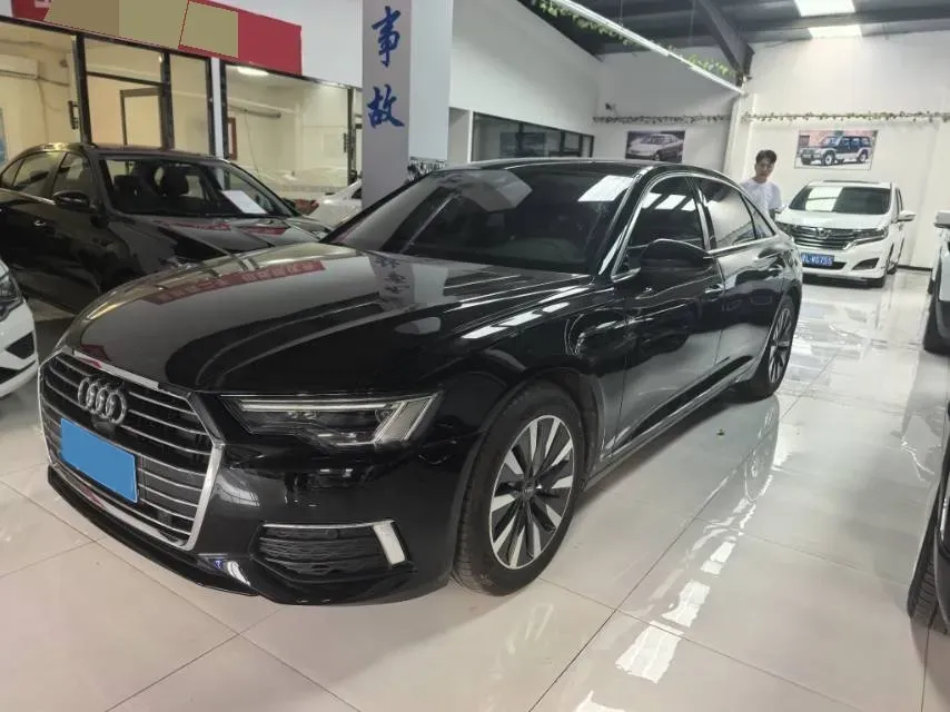 2021 Audi A6L 2.0T 224HP L4 7DCT,autocango,china used car exporter,china ev exporter,chinese used car exporter,chinese used ev exporter