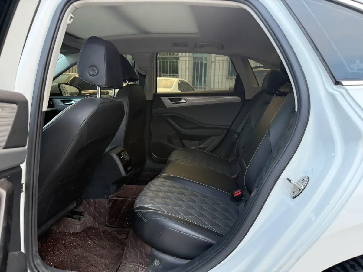 2023 Volkswagen Sagitar 1.5T 160HP L4 7DCT,autocango,china used car exporter,china ev exporter,chinese used car exporter,chinese used ev exporter