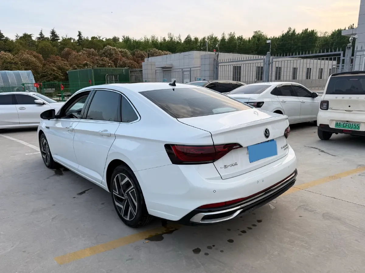 2023 Volkswagen Sagitar 1.5T 160HP L4 7DCT,autocango,china used car exporter,china ev exporter,chinese used car exporter,chinese used ev exporter