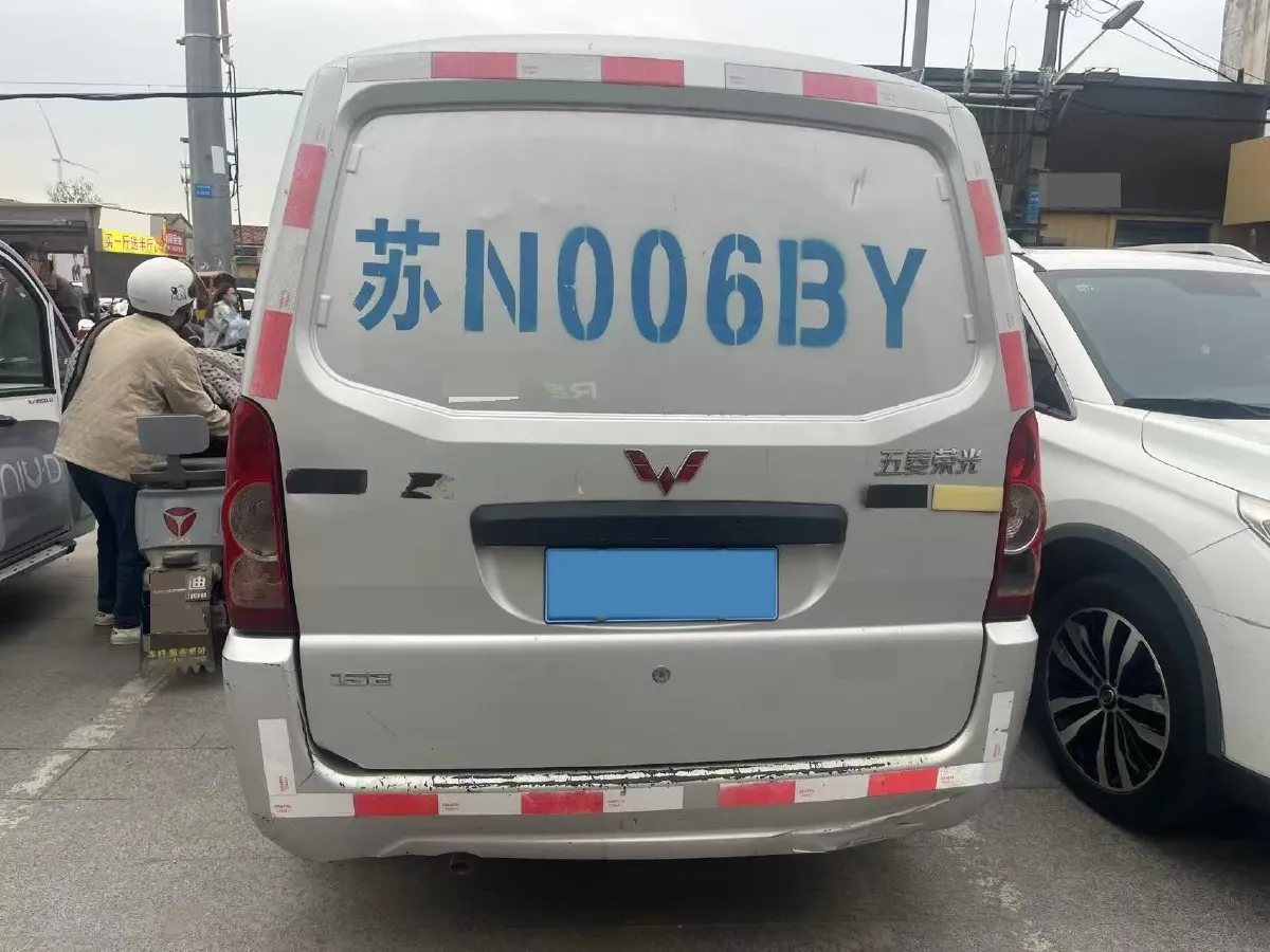 2019 WuLing RongGuang 1.5L 107HP L4 5MT,autocango,china used car exporter,china ev exporter,chinese used car exporter,chinese used ev exporter