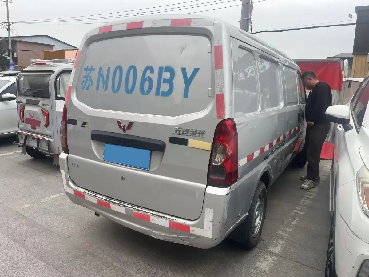 2019 WuLing RongGuang 1.5L 107HP L4 5MT,autocango,china used car exporter,china ev exporter,chinese used car exporter,chinese used ev exporter