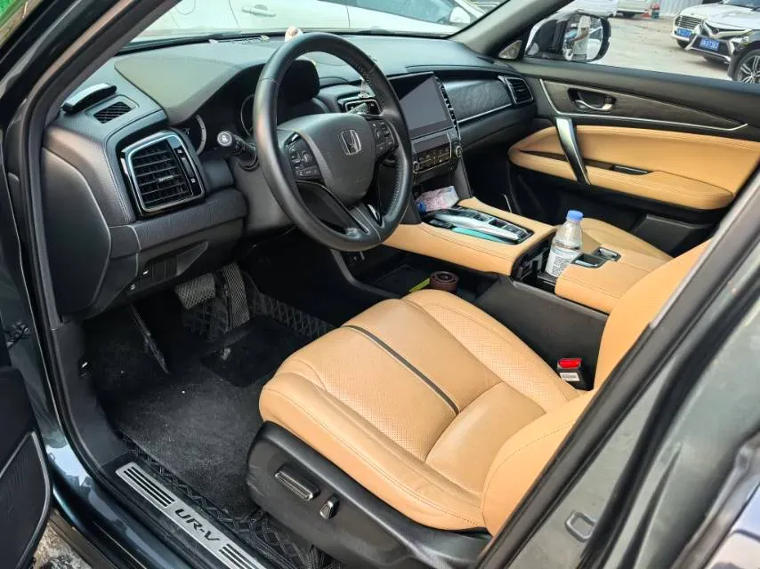 2020 Honda UR-V 2.0T 272HP L4 9AT,autocango,china used car exporter,china ev exporter,chinese used car exporter,chinese used ev exporter