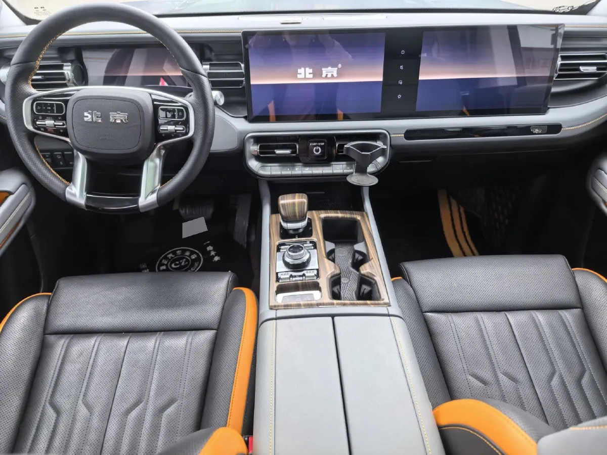 2026 Beijing BJ40 2.0T 245HP L4 8AT,autocango,china used car exporter,china ev exporter,chinese used car exporter,chinese used ev exporter