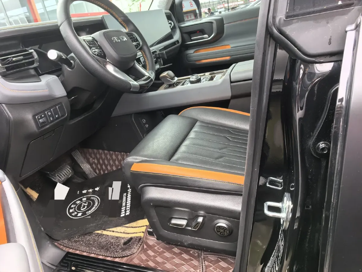 2026 Beijing BJ40 2.0T 245HP L4 8AT,autocango,china used car exporter,china ev exporter,chinese used car exporter,chinese used ev exporter