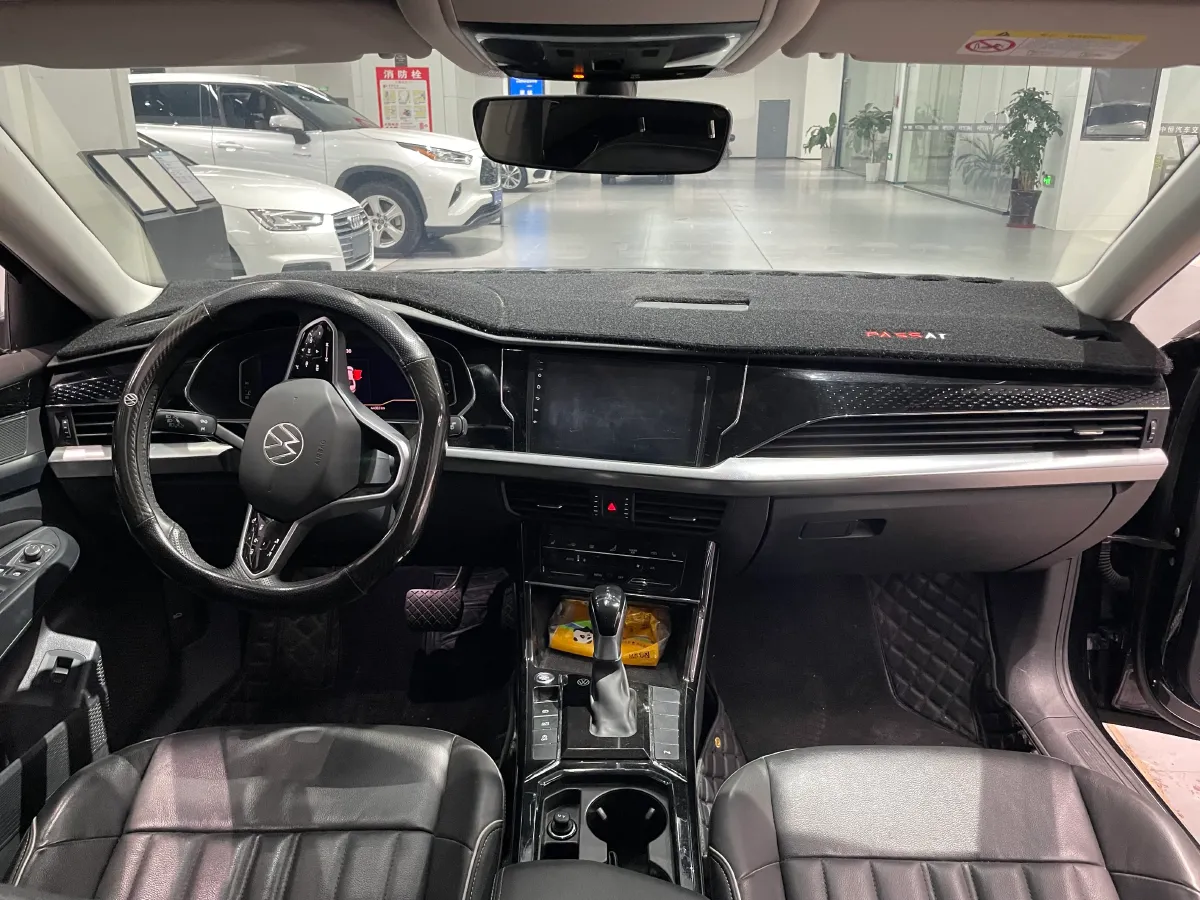 2023 Volkswagen Passat 2.0T 186HP L4 7DCT,autocango,china used car exporter,china ev exporter,chinese used car exporter,chinese used ev exporter