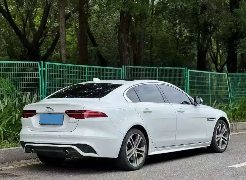 2021 Jaguar XEL 2.0T 250HP L4 8AT,autocango,china used car exporter,china ev exporter,chinese used car exporter,chinese used ev exporter