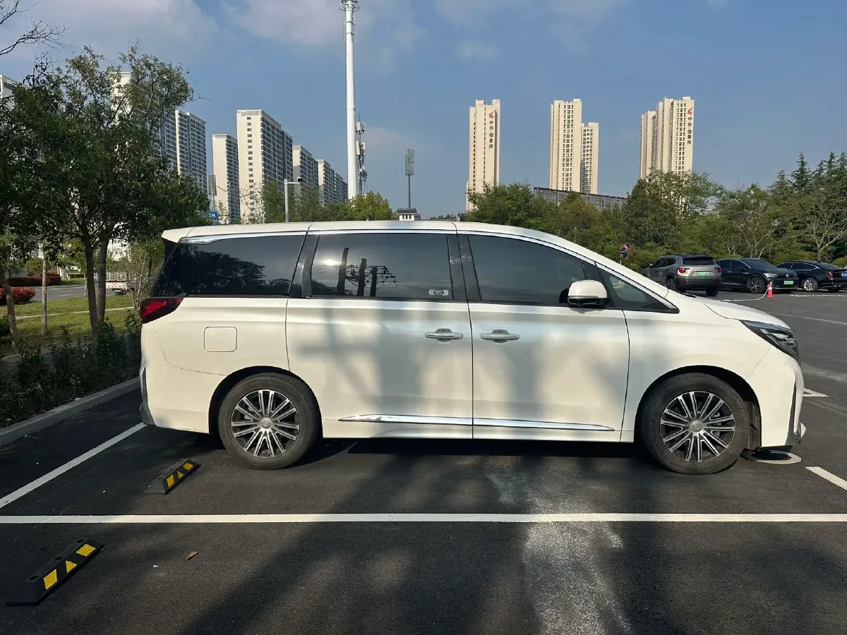 2021 GAC Trumpchi M8 2.0T 252HP L4 8AT,autocango,china used car exporter,china ev exporter,chinese used car exporter,chinese used ev exporter