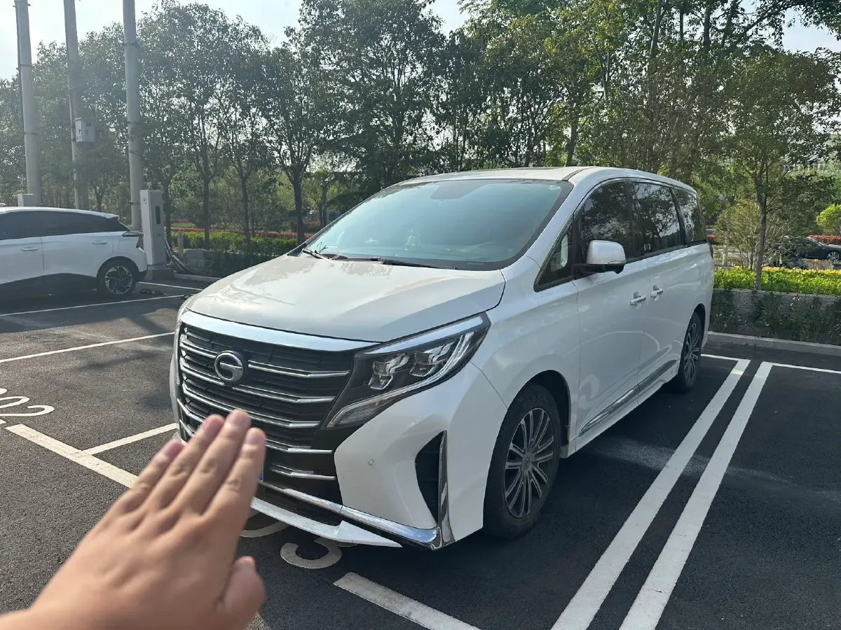 2021 GAC Trumpchi M8 2.0T 252HP L4 8AT,autocango,china used car exporter,china ev exporter,chinese used car exporter,chinese used ev exporter