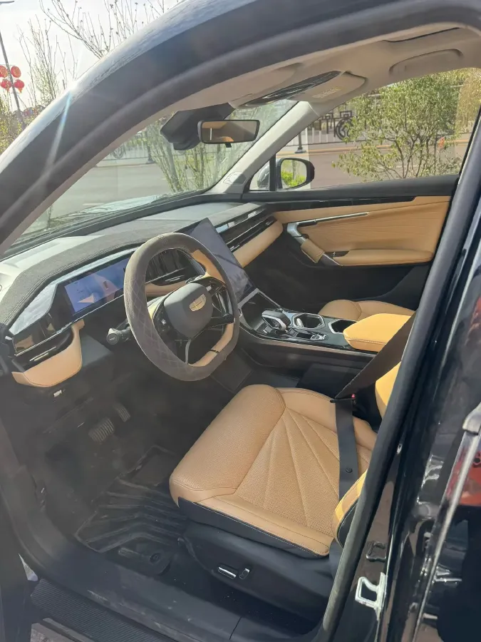 2023 Geely StarRay 2.0T 218HP L4 7DCT,autocango,china used car exporter,china ev exporter,chinese used car exporter,chinese used ev exporter