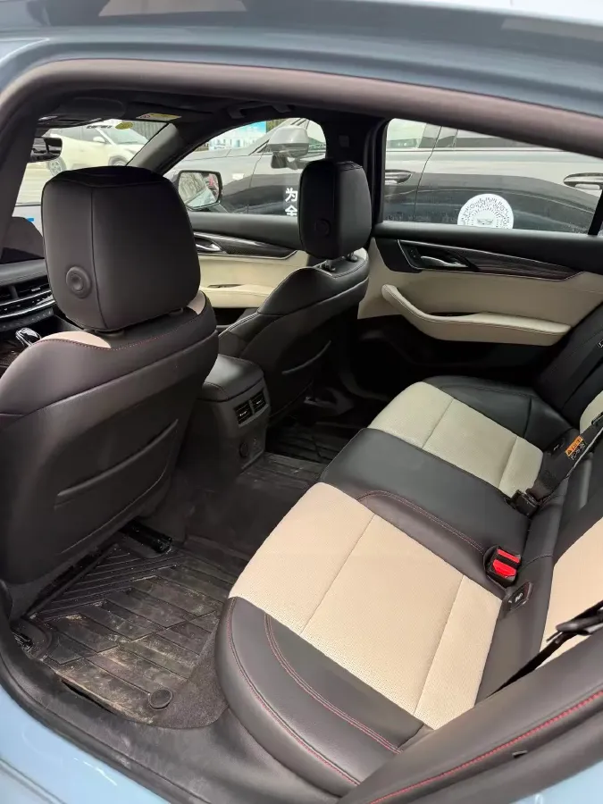 2025 Cadillac CT5 2.0T 237HP L4 10AT,autocango,china used car exporter,china ev exporter,chinese used car exporter,chinese used ev exporter