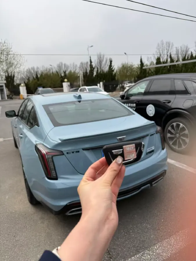 2025 Cadillac CT5 2.0T 237HP L4 10AT,autocango,china used car exporter,china ev exporter,chinese used car exporter,chinese used ev exporter