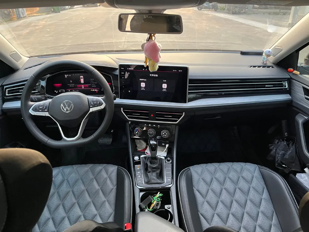 2024 Volkswagen Sagitar 1.5T 160HP L4 7DCT,autocango,china used car exporter,china ev exporter,chinese used car exporter,chinese used ev exporter