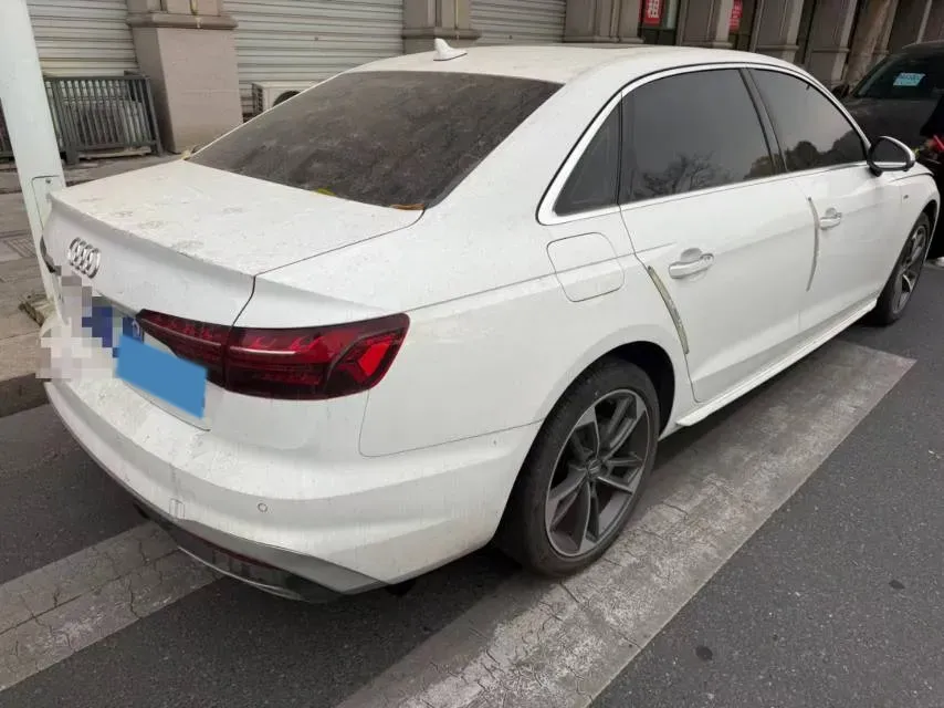 2020 Audi A4L 2.0T 190HP L4 7DCT,autocango,china used car exporter,china ev exporter,chinese used car exporter,chinese used ev exporter