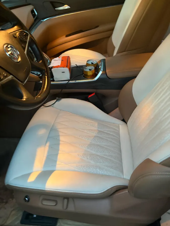 2021 Buick GL8 2.0T 237HP L4 9AT,autocango,china used car exporter,china ev exporter,chinese used car exporter,chinese used ev exporter