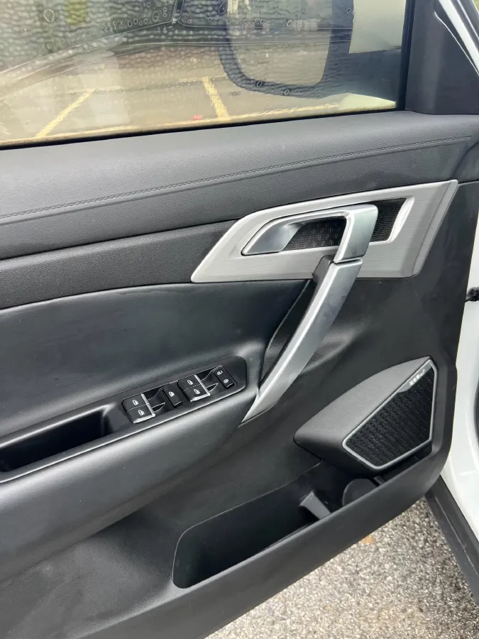 2018 Geely Azkarra 1.8T 184HP L4 6AT,autocango,china used car exporter,china ev exporter,chinese used car exporter,chinese used ev exporter