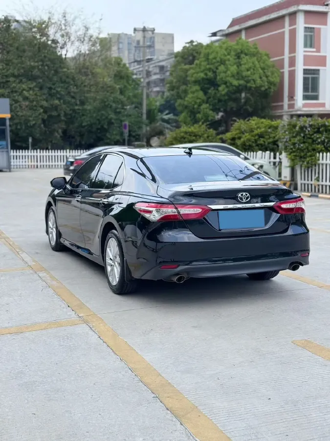 2021 Toyota Camry 2.0L 178HP L4 CVT,autocango,china used car exporter,china ev exporter,chinese used car exporter,chinese used ev exporter