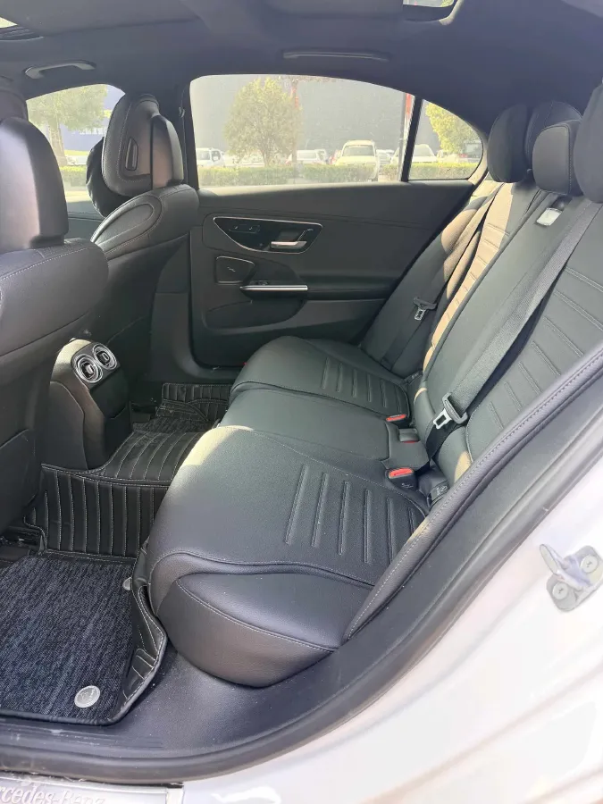 2024 Mercedes-Benz C Class 1.5T 204HP L4 9AT,autocango,china used car exporter,china ev exporter,chinese used car exporter,chinese used ev exporter