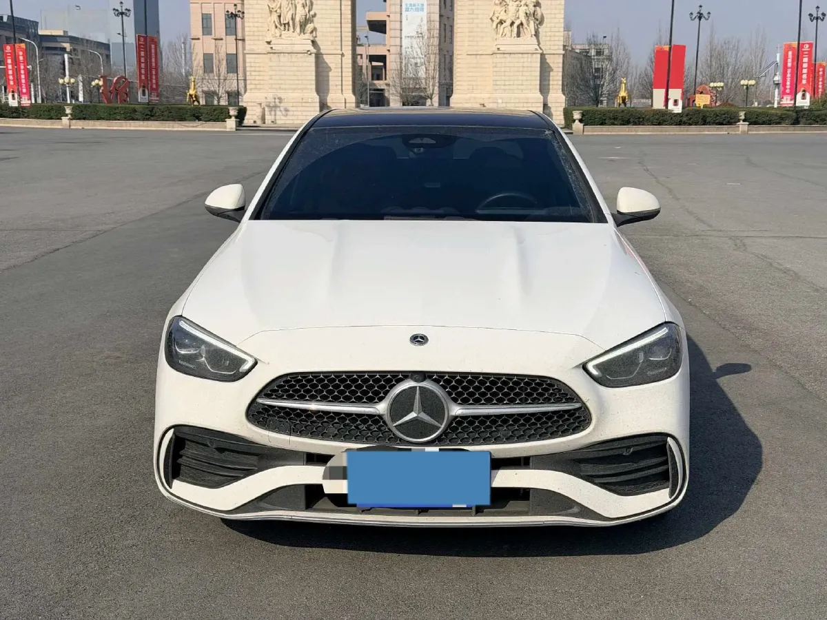 2024 Mercedes-Benz C Class 1.5T 204HP L4 9AT,autocango,china used car exporter,china ev exporter,chinese used car exporter,chinese used ev exporter