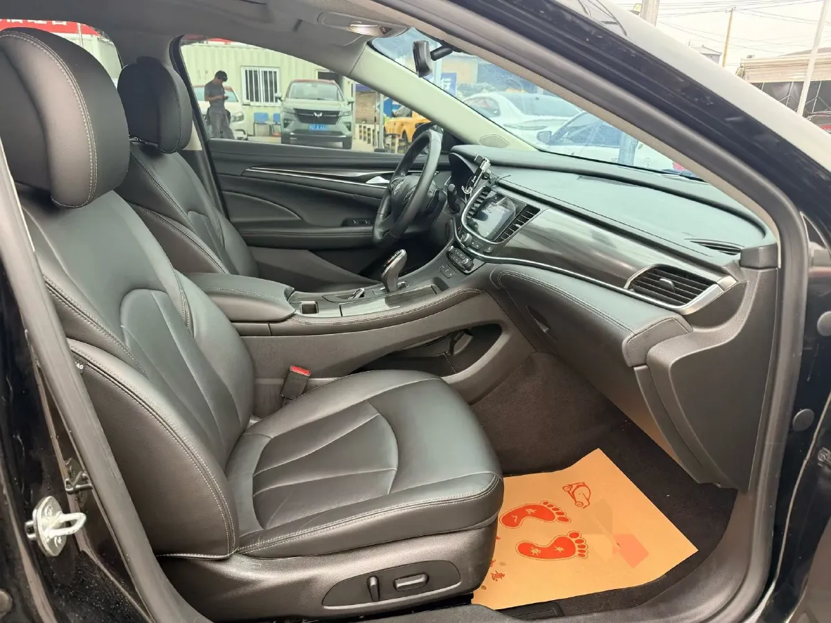 2020 Buick Larcosse 2.0T 237HP L4 9AT,autocango,china used car exporter,china ev exporter,chinese used car exporter,chinese used ev exporter
