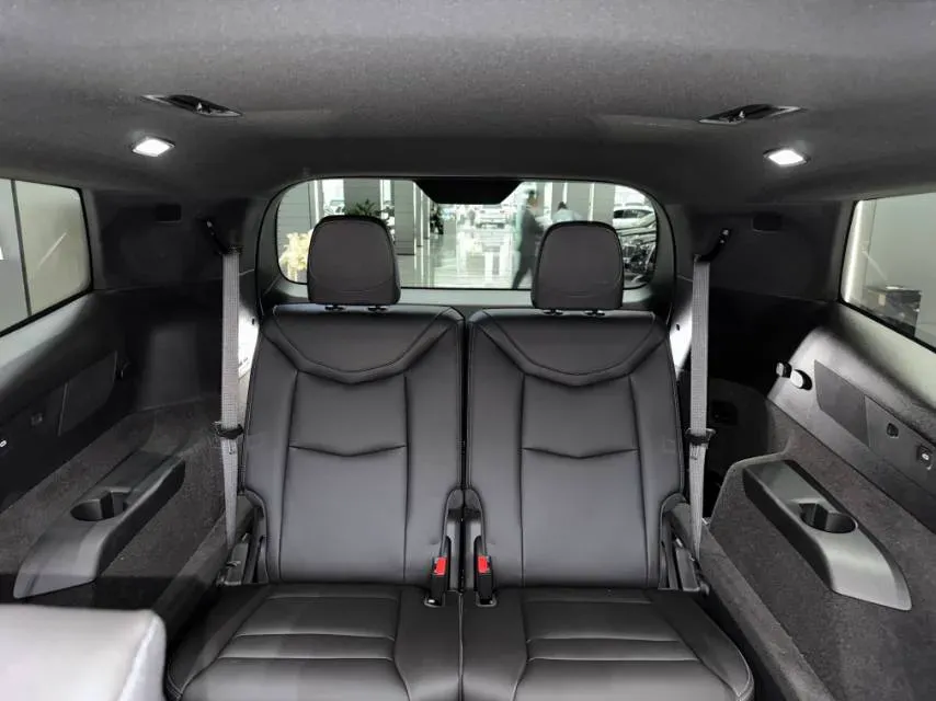 2022 Cadillac XT6 2.0T 237HP L4 9AT,autocango,china used car exporter,china ev exporter,chinese used car exporter,chinese used ev exporter