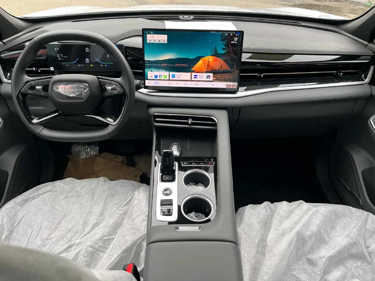 2026 Geely Azkarra 1.5T 181HP L4 7DCT,autocango,china used car exporter,china ev exporter,chinese used car exporter,chinese used ev exporter