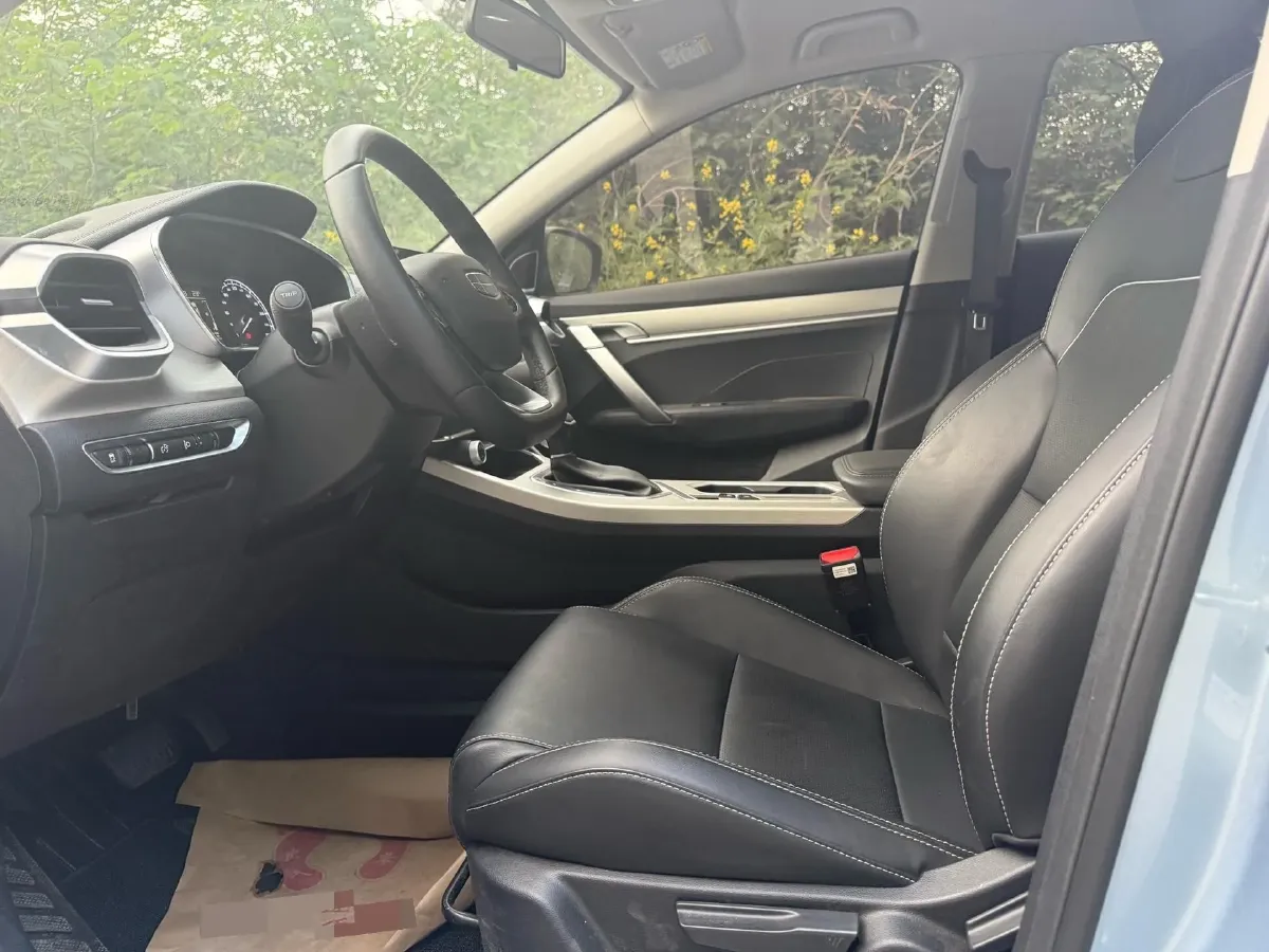 2025 Geely Coolray 1.5L 126HP L4 CVT,autocango,china used car exporter,china ev exporter,chinese used car exporter,chinese used ev exporter