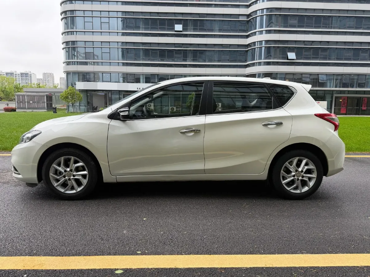 2021 Nissan Tiida 1.6L 122HP L4 CVT,autocango,china used car exporter,china ev exporter,chinese used car exporter,chinese used ev exporter
