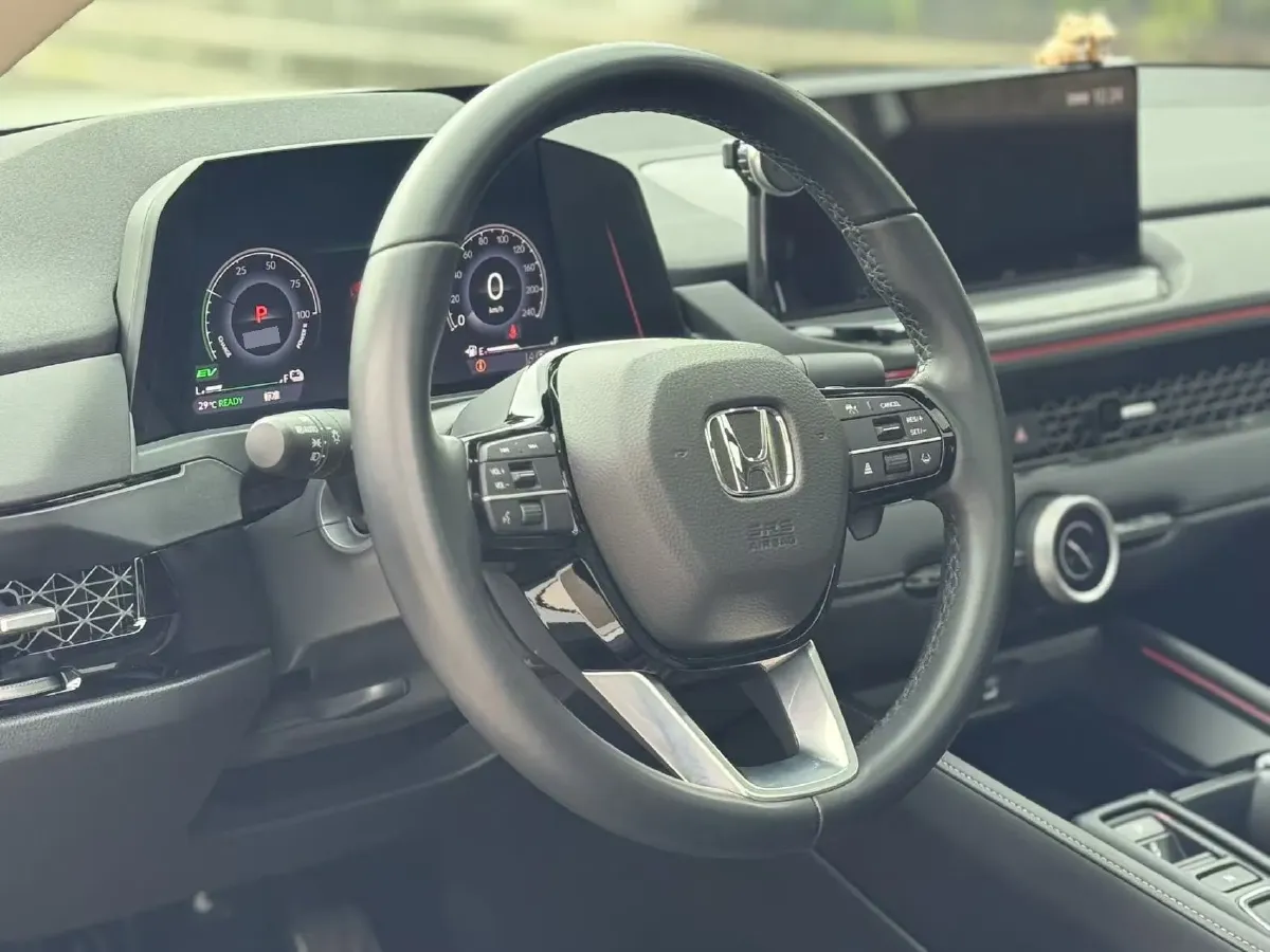 2023 Honda Accord 2.0L 148HP L4 E-CVT PHEV 17.7KWH,autocango,china used car exporter,china ev exporter,chinese used car exporter,chinese used ev exporter