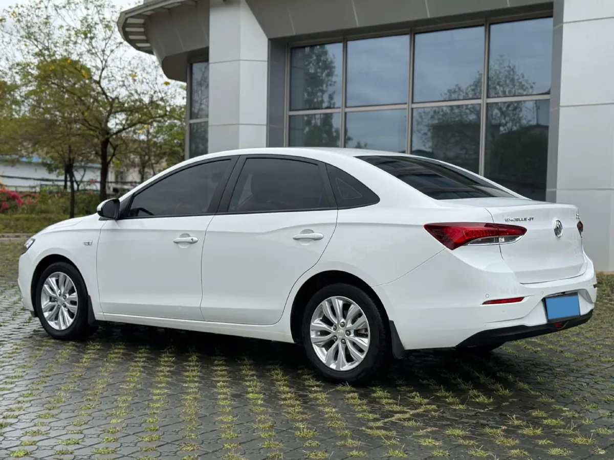 2021 Buick Excelle 1.5L 113HP L4 6AT,autocango,china used car exporter,china ev exporter,chinese used car exporter,chinese used ev exporter