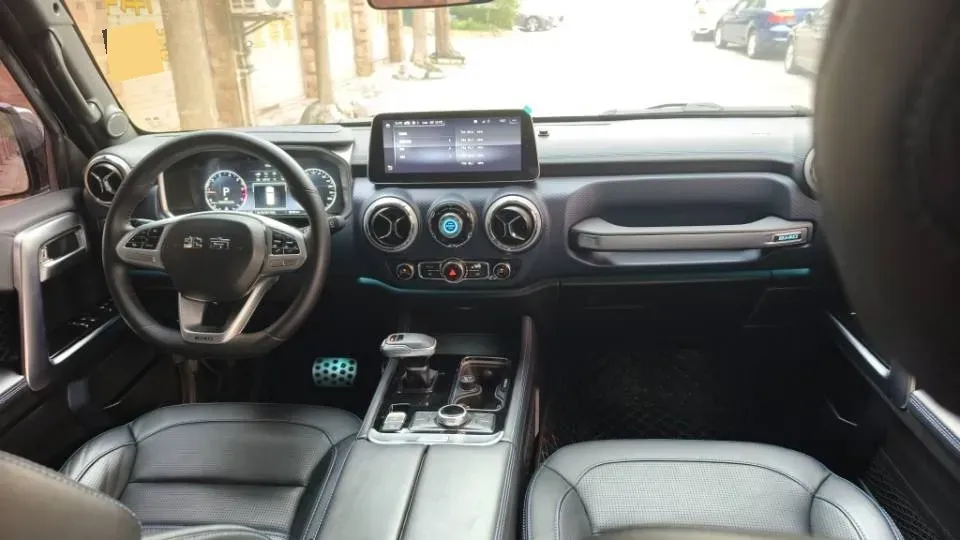 2020 Beijing BJ40 2.0T 224HP L4 8AT,autocango,china used car exporter,china ev exporter,chinese used car exporter,chinese used ev exporter