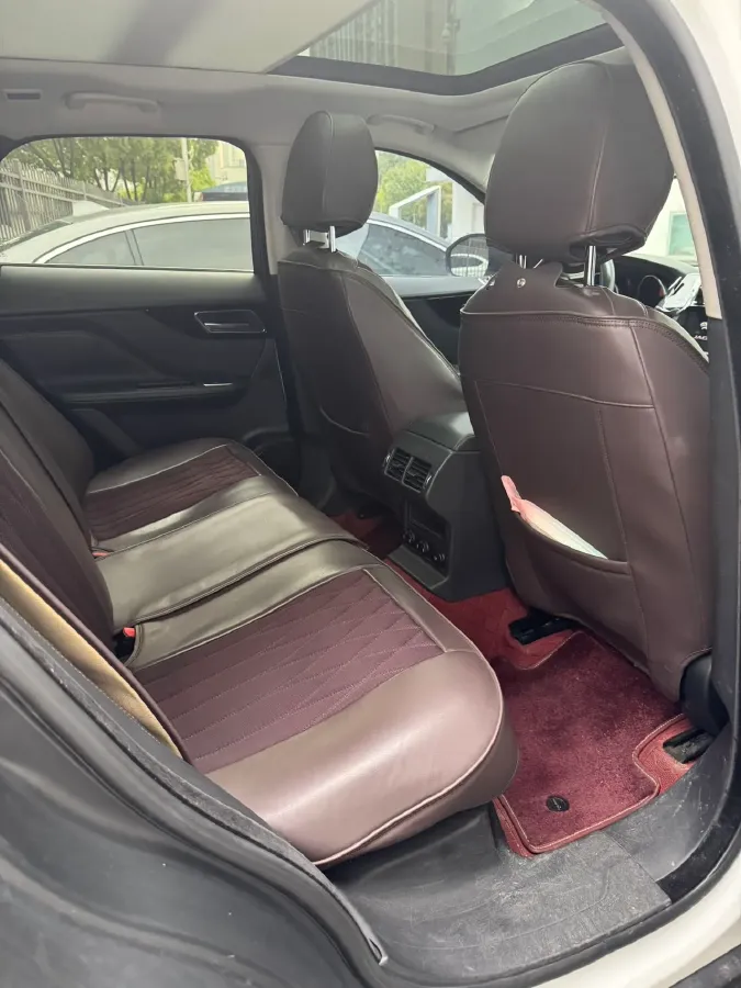 2018 Jaguar F-PACE 2.0T 250HP L4 8AT,autocango,china used car exporter,china ev exporter,chinese used car exporter,chinese used ev exporter