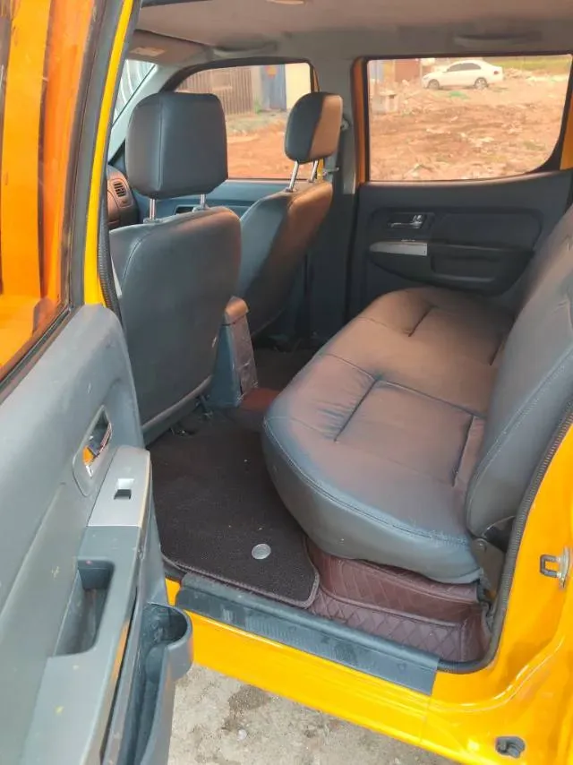 2017 Dongfeng RuiQi 2.5T 140HP L4 6MT,autocango,china used car exporter,china ev exporter,chinese used car exporter,chinese used ev exporter