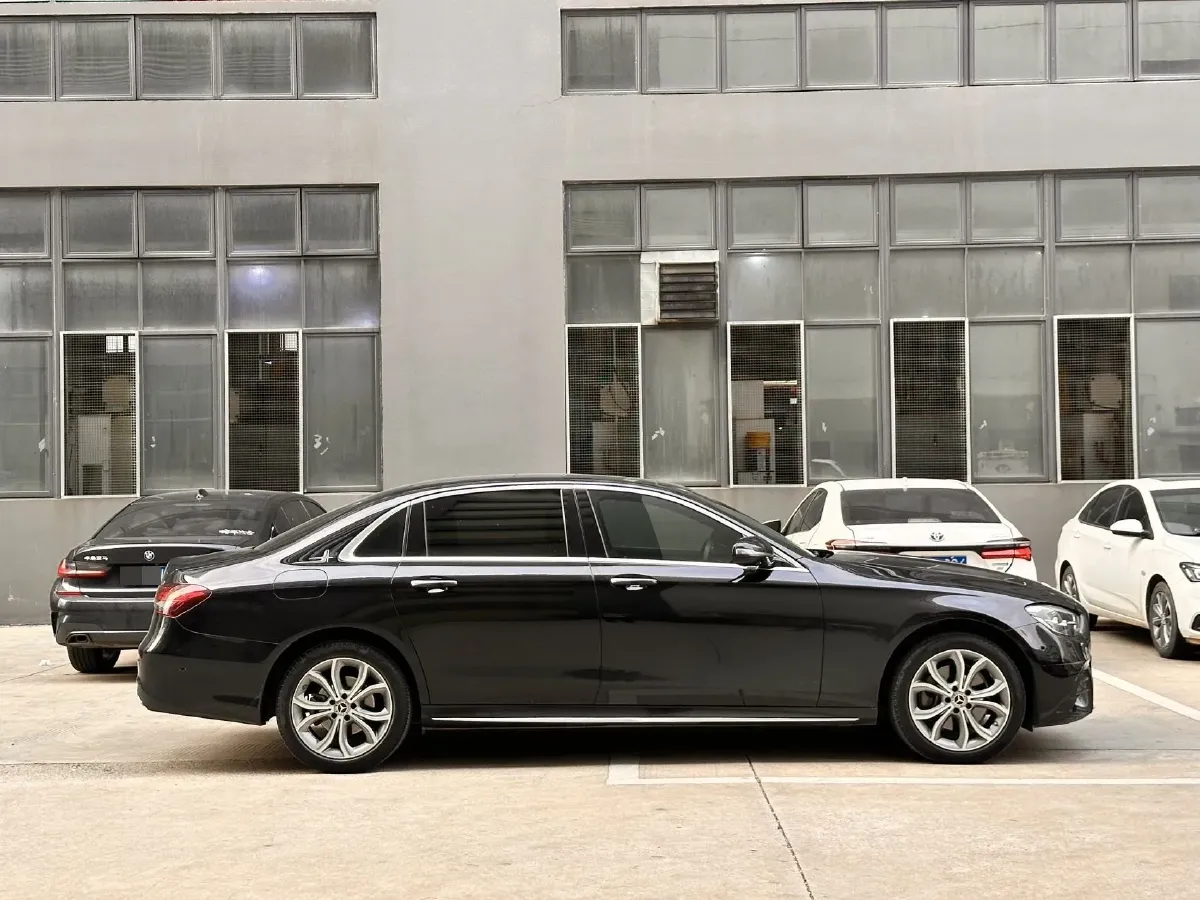 2023 Mercedes-Benz E Class 2.0T 258HP L4 9AT,autocango,china used car exporter,china ev exporter,chinese used car exporter,chinese used ev exporter