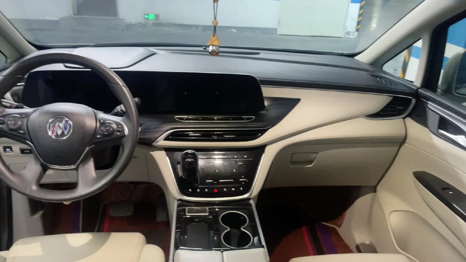 2021 Buick GL8 2.0T 237HP L4 9AT,autocango,china used car exporter,china ev exporter,chinese used car exporter,chinese used ev exporter