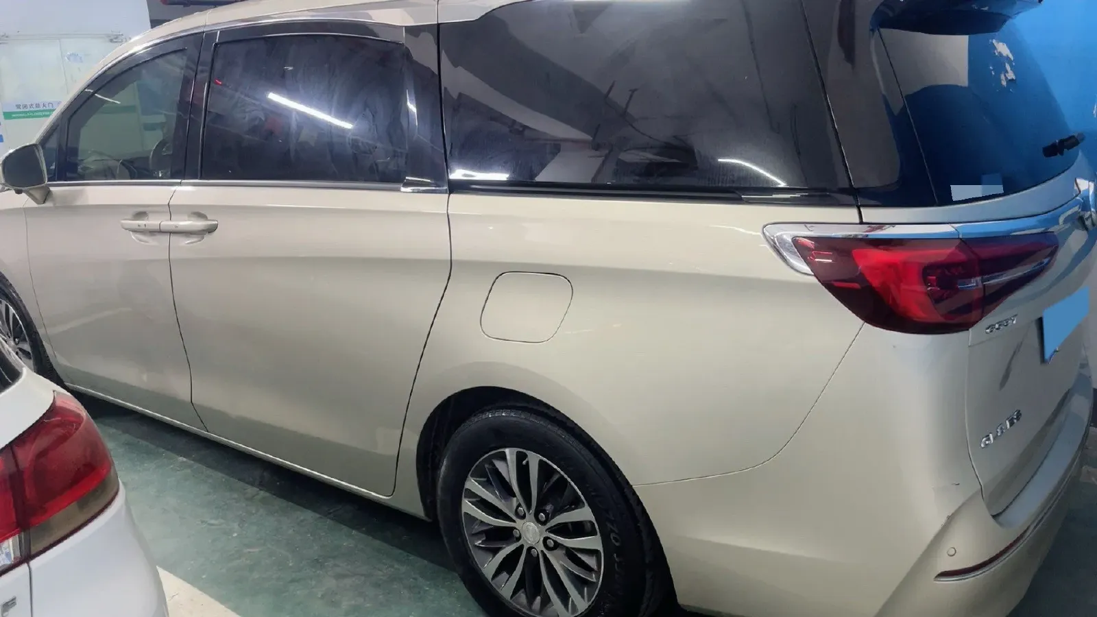 2021 Buick GL8 2.0T 237HP L4 9AT,autocango,china used car exporter,china ev exporter,chinese used car exporter,chinese used ev exporter