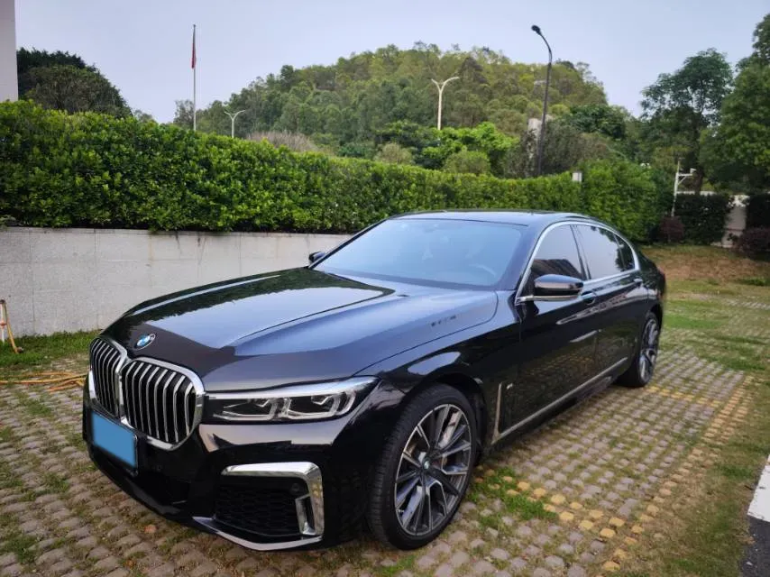 2019 BMW 7 Series 3.0T 340HP L6 8AT,autocango,china used car exporter,china ev exporter,chinese used car exporter,chinese used ev exporter