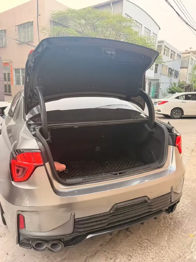 2022 LYNK&CO 03 2.0T 190HP L4 7DCT,autocango,china used car exporter,china ev exporter,chinese used car exporter,chinese used ev exporter