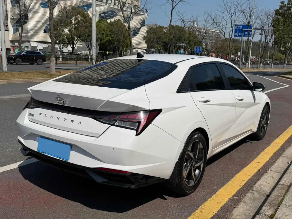 2021 Hyundai Elantra 1.5L 115HP L4 CVT,autocango,china used car exporter,china ev exporter,chinese used car exporter,chinese used ev exporter