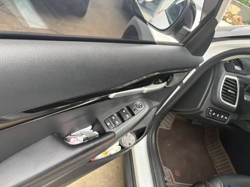 2023 Kia Seltos 1.5L 115HP L4 CVT,autocango,china used car exporter,china ev exporter,chinese used car exporter,chinese used ev exporter