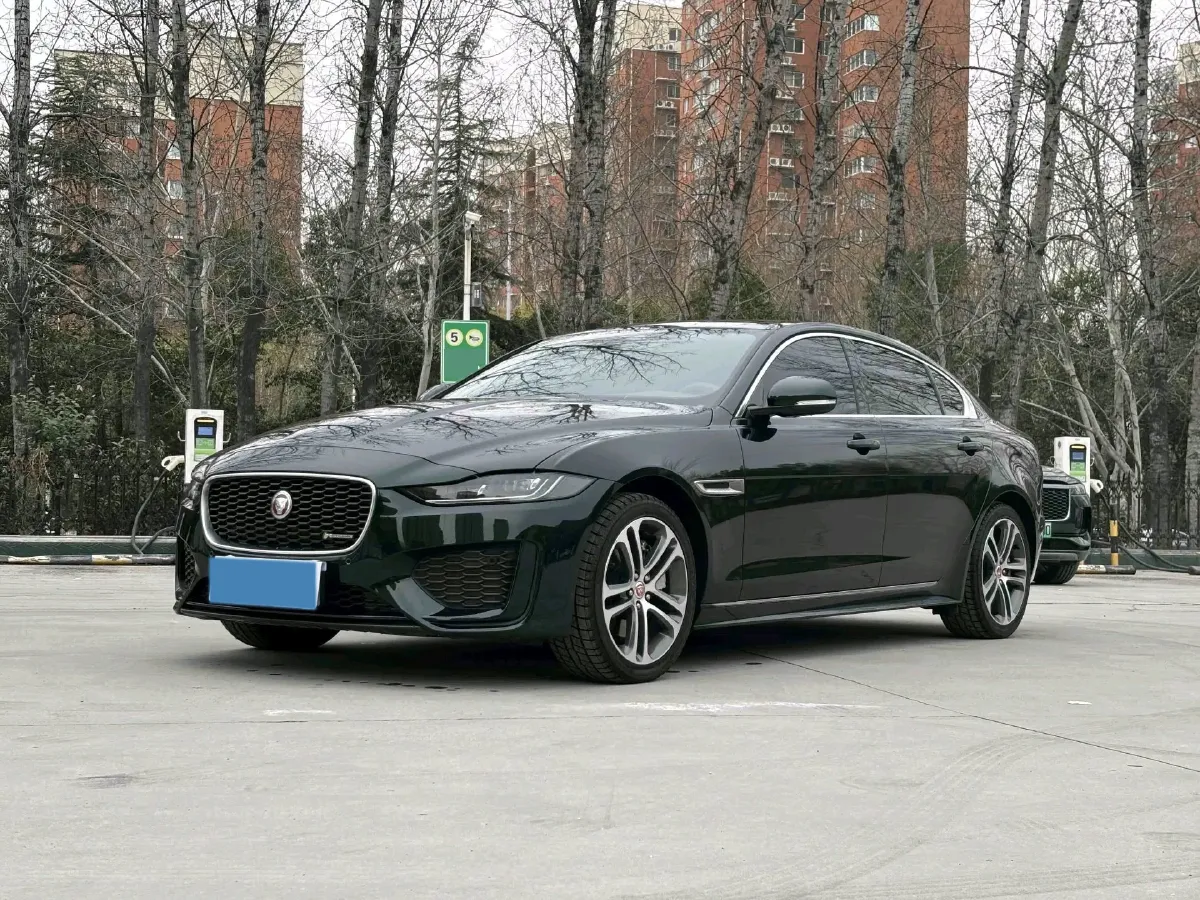 2022 Jaguar XEL 2.0T 250HP L4 8AT,autocango,china used car exporter,china ev exporter,chinese used car exporter,chinese used ev exporter