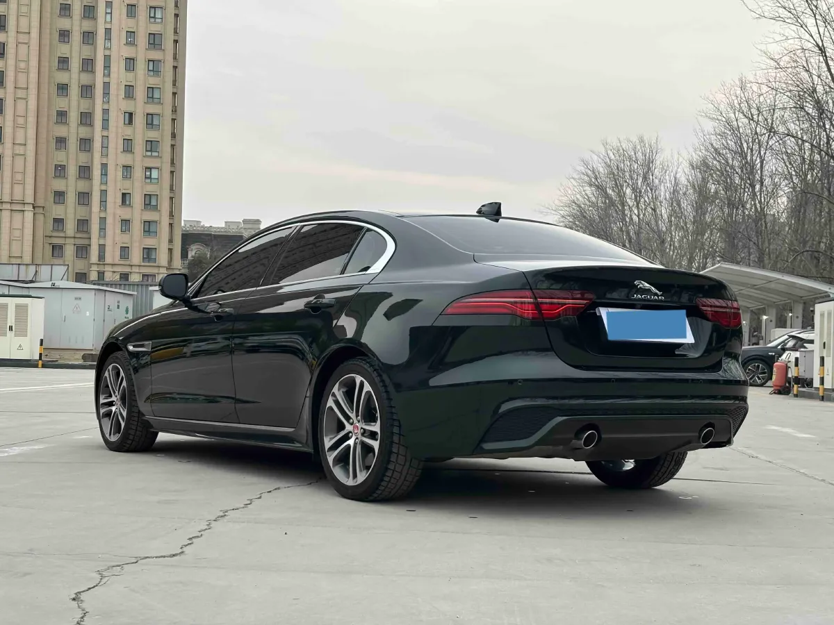 2022 Jaguar XEL 2.0T 250HP L4 8AT,autocango,china used car exporter,china ev exporter,chinese used car exporter,chinese used ev exporter