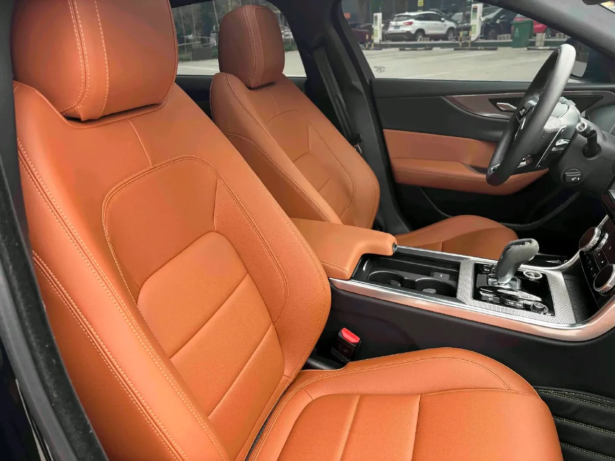 2022 Jaguar XEL 2.0T 250HP L4 8AT,autocango,china used car exporter,china ev exporter,chinese used car exporter,chinese used ev exporter