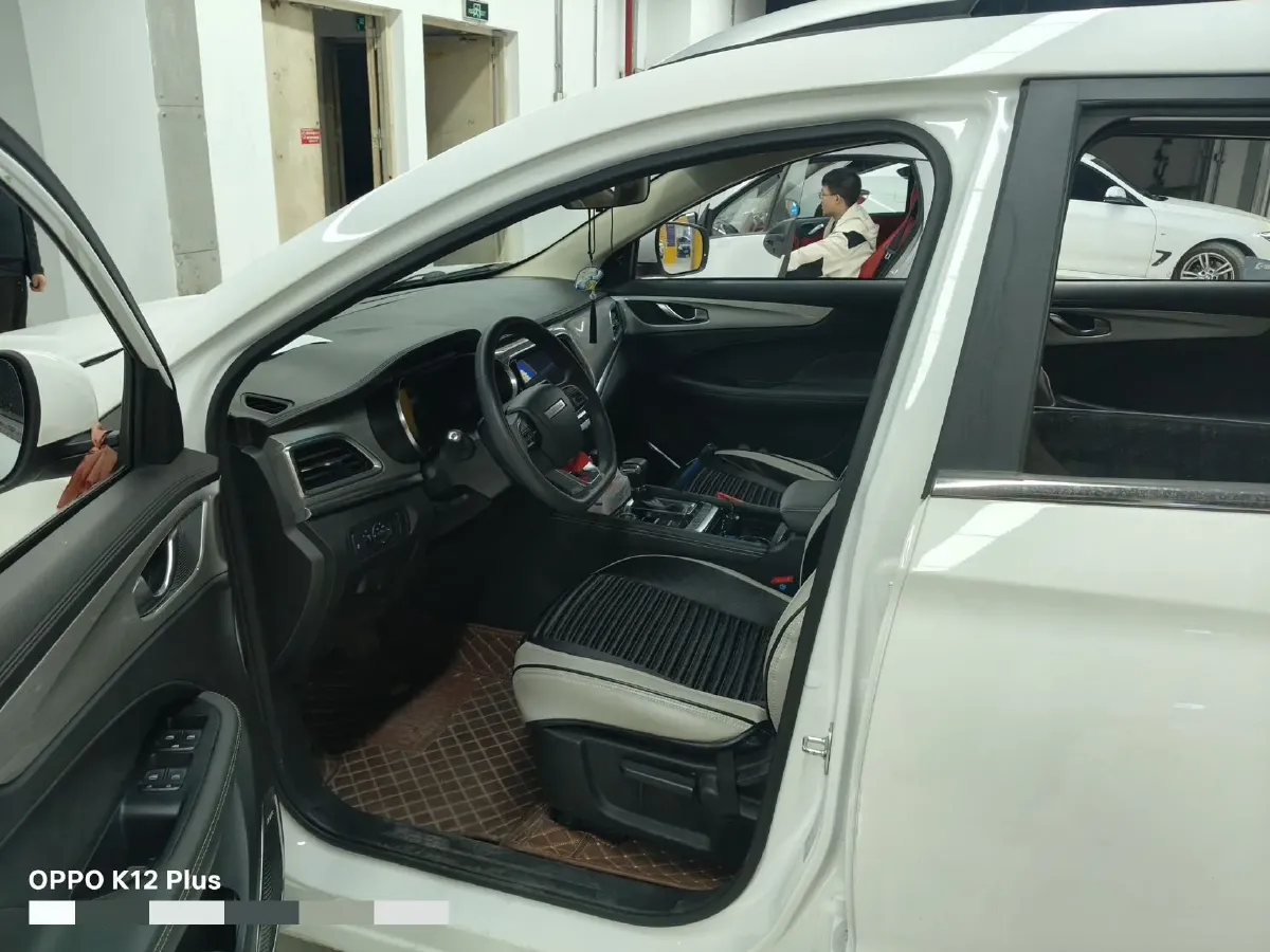 2019 Jetour X90 1.6T 197HP L4 7DCT,autocango,china used car exporter,china ev exporter,chinese used car exporter,chinese used ev exporter