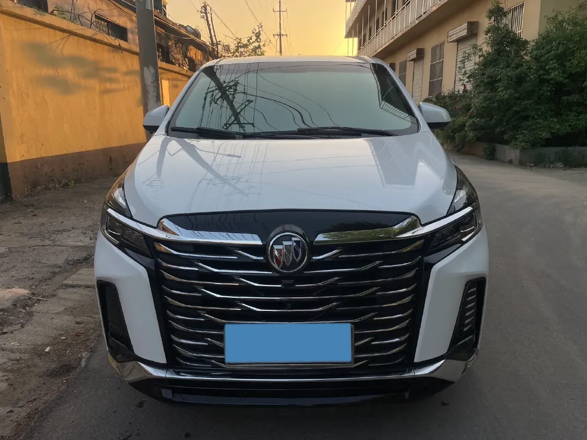 2022 Buick GL8 2.0T 237HP L4 9AT,autocango,china used car exporter,china ev exporter,chinese used car exporter,chinese used ev exporter