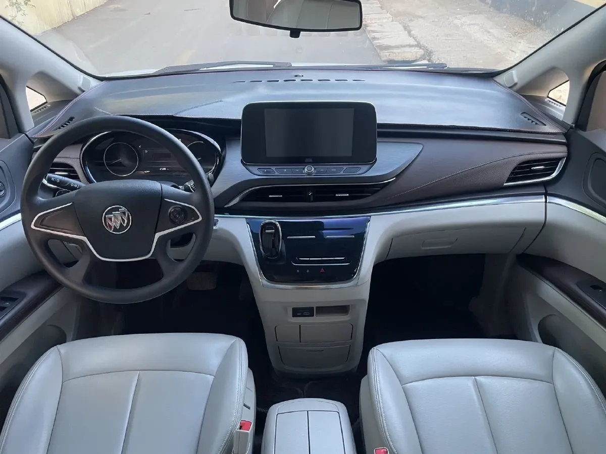 2022 Buick GL8 2.0T 237HP L4 9AT,autocango,china used car exporter,china ev exporter,chinese used car exporter,chinese used ev exporter