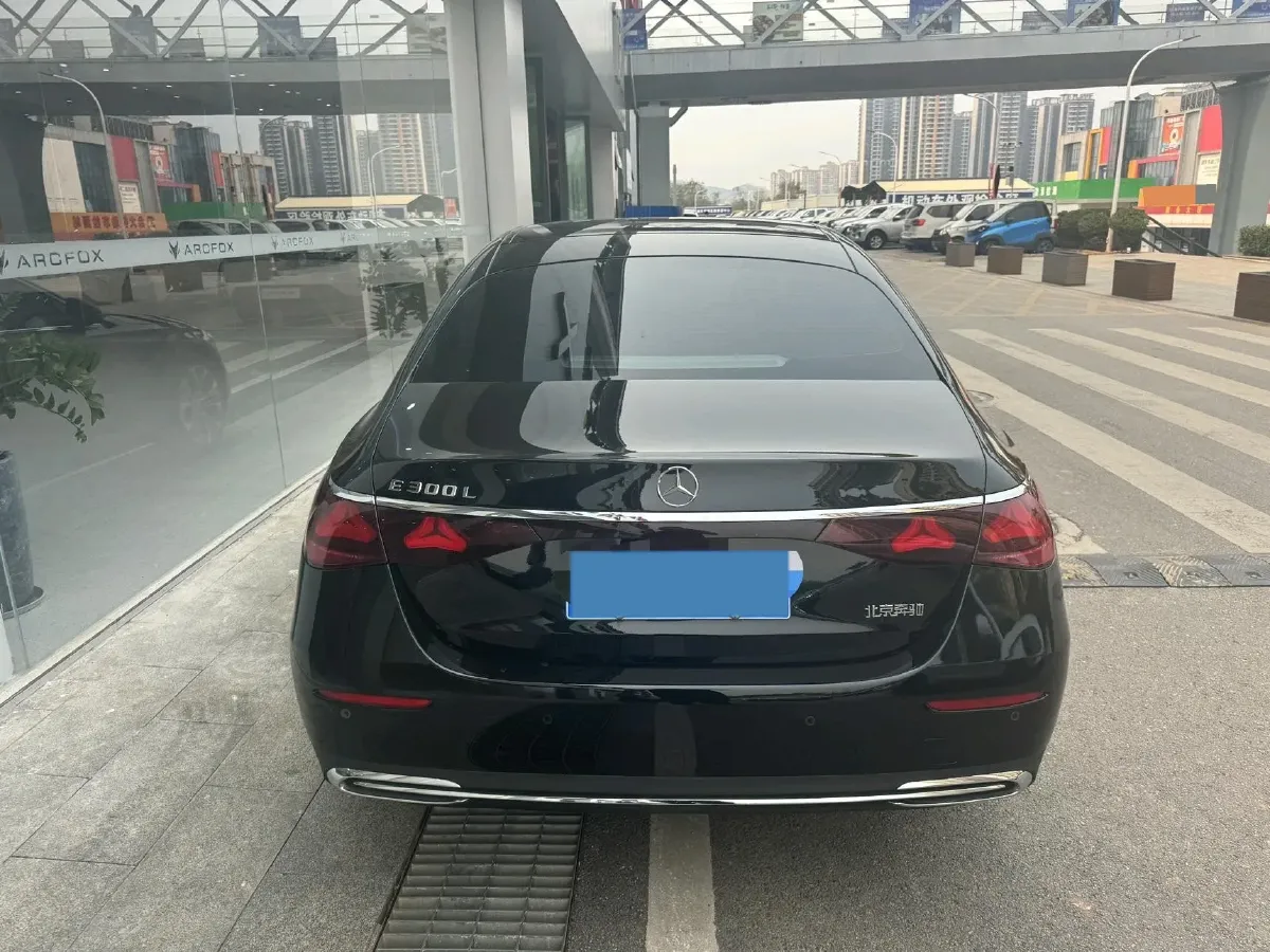 2025 Mercedes-Benz E Class 2.0T 258HP L4 9AT,autocango,china used car exporter,china ev exporter,chinese used car exporter,chinese used ev exporter