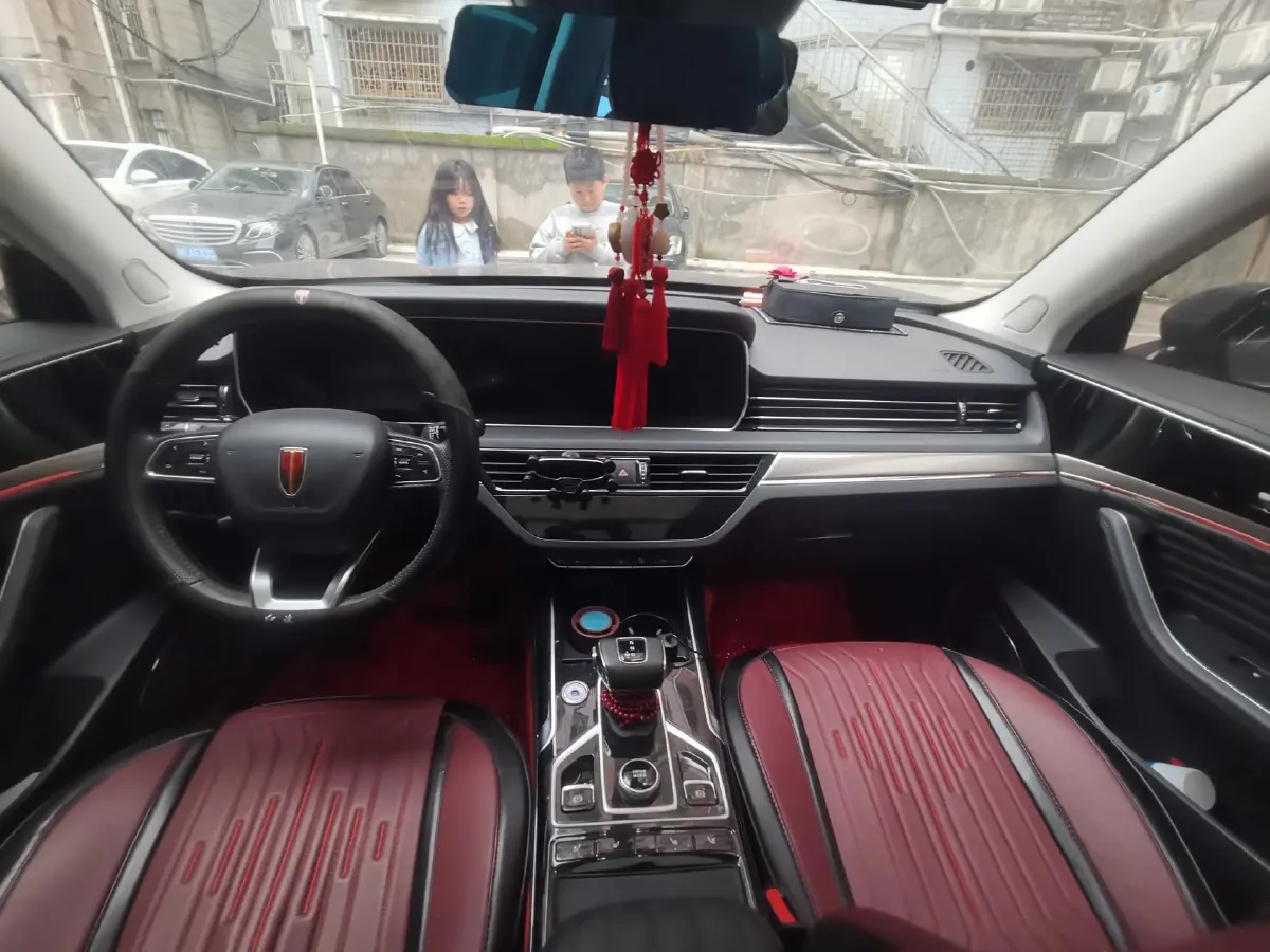 2022 HongQi HS5 2.0T 224HP L4 6AT,autocango,china used car exporter,china ev exporter,chinese used car exporter,chinese used ev exporter