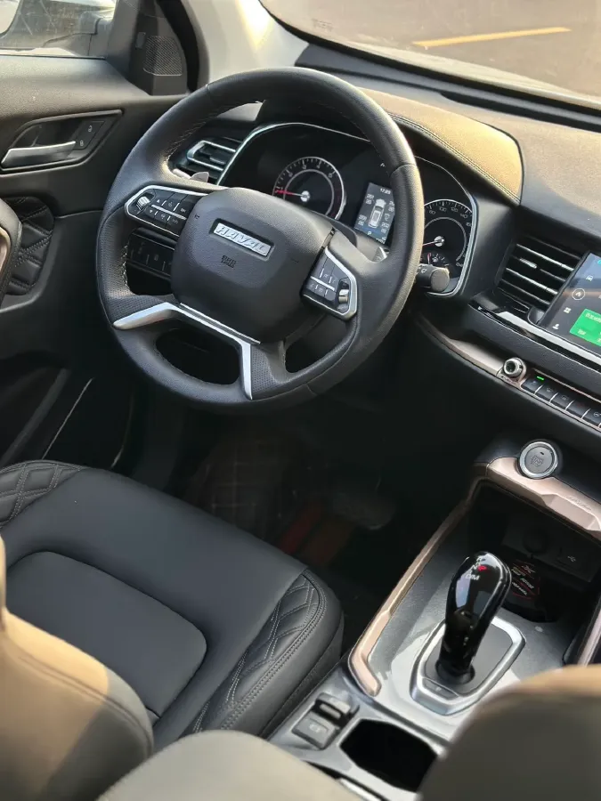 2020 Haval H6 1.5T 169HP L4 7DCT,autocango,china used car exporter,china ev exporter,chinese used car exporter,chinese used ev exporter